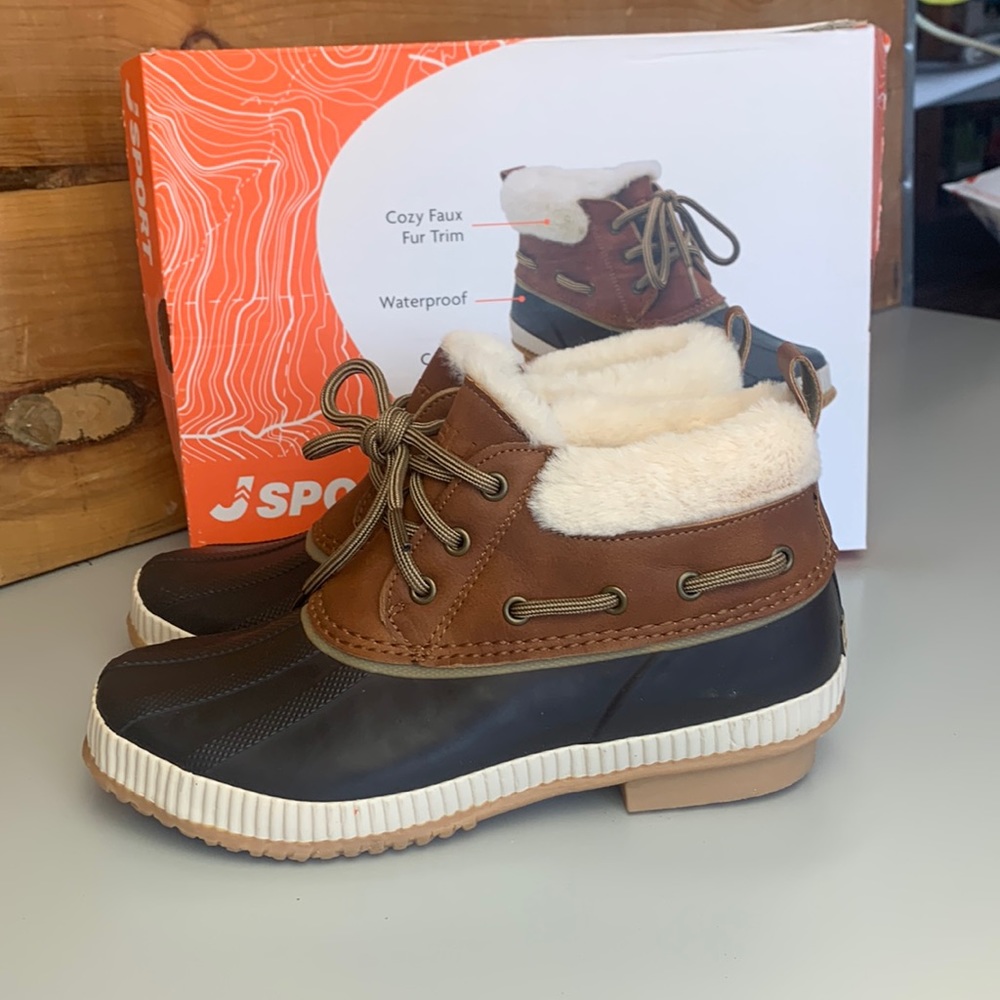 NWT Jpsort Womens Mary Short Brown Duckboot Waterproof